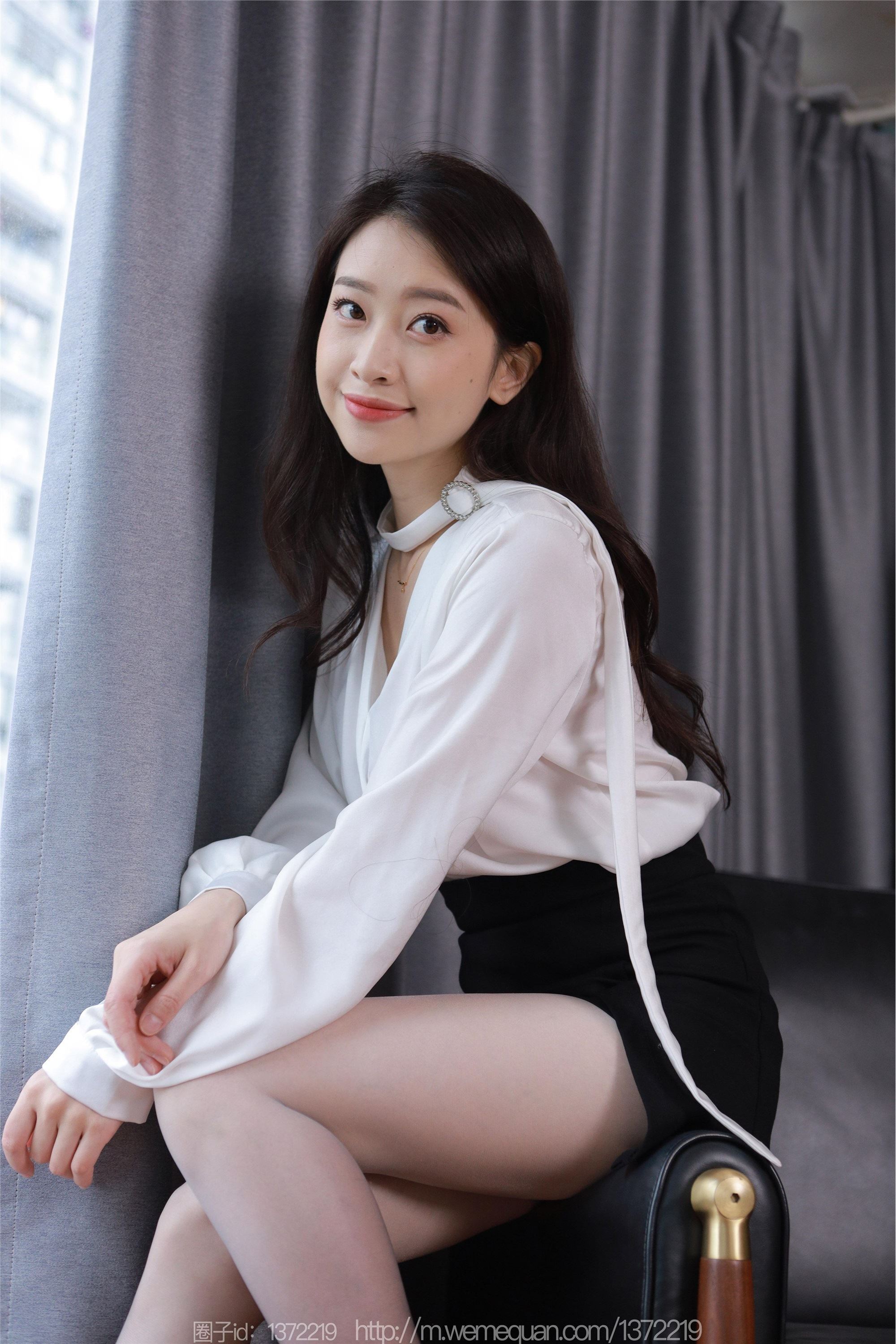 IESS异思趣向  2023.05.08 丝享家 1445 小婕《黑白渐变》